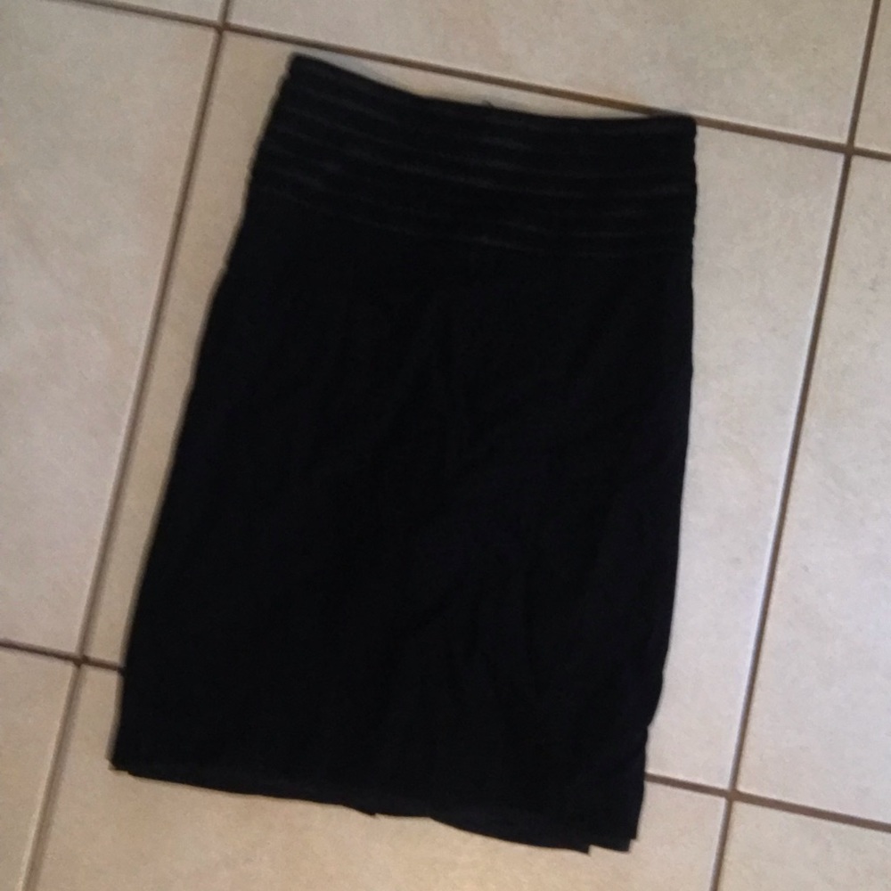 BEBE Black pencil skirt